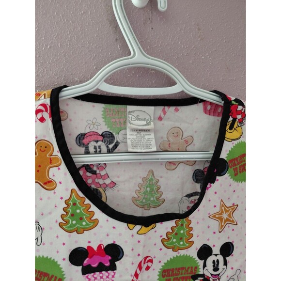 Disney "Christmas Is Sweet" Mickey/Minnie Women’s Scrub Top Size XS - Picture 4 of 11